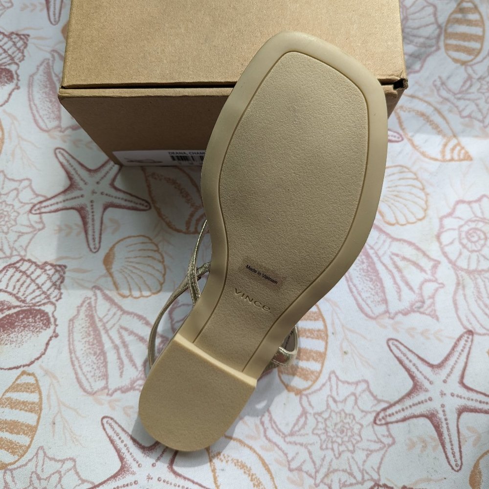 VINCE Deana Metallic Leather Sandals in Champagne Size 8 Brand New in Box NIB - Picture 6 of 11